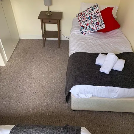 Park Crescent - Quaint Victorian Home With Free Parking Tatil Evi