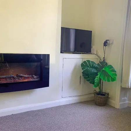 Tatil Evi Park Crescent - Quaint Victorian Home With Free Parking