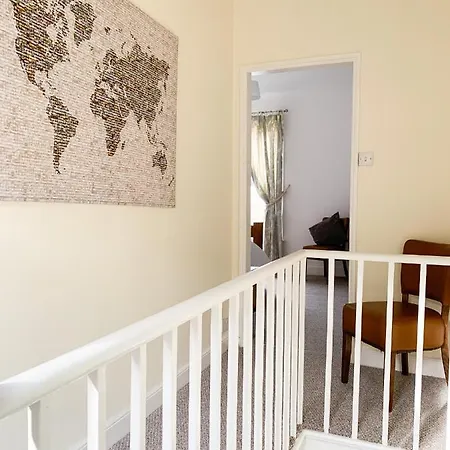 Casa vacanze Park Crescent - Quaint Victorian With Free Parking *