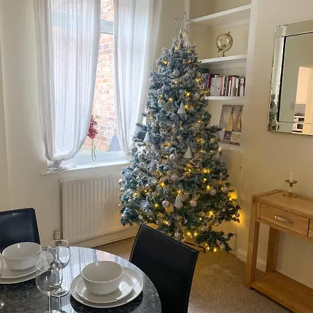 Casa vacanze Park Crescent - Quaint Victorian With Free Parking