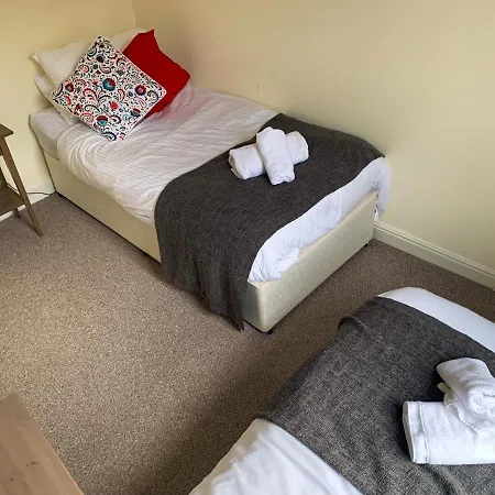 Park Crescent - Quaint Victorian With Free Parking * York
