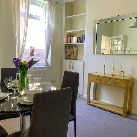 Park Crescent - Quaint Victorian With Free Parking Casa vacanze York