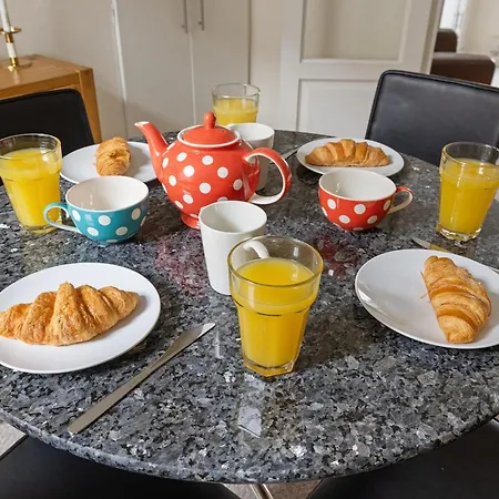 Park Crescent - Quaint Victorian Home With Free Parking York