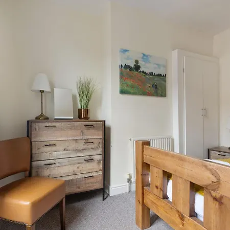 Casa de Férias Park Crescent - Quaint Victorian Home With Free Parking *