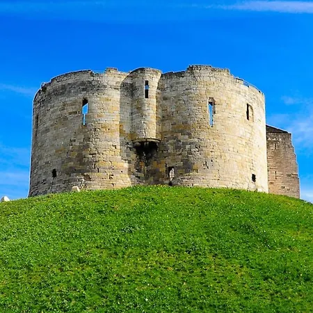 Casa de Férias Park Crescent - Quaint Victorian Home With Free Parking