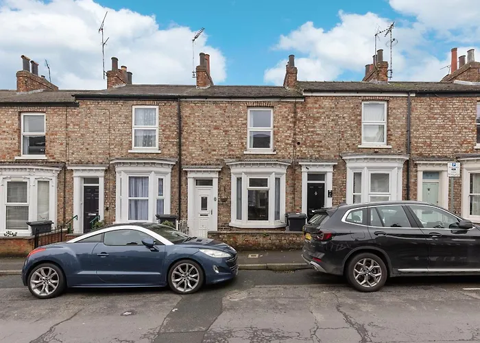 Park Crescent - Quaint Victorian With Free Parking * York