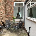 Ferienhaus Park Crescent - Quaint Victorian With Free Parking York