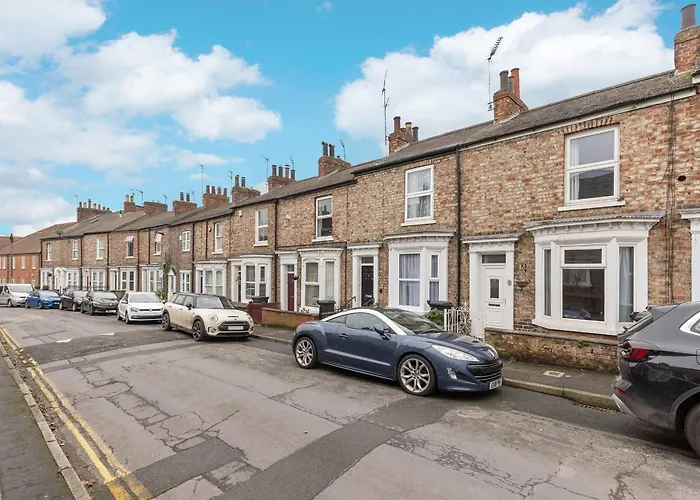 Park Crescent - Quaint Victorian With Free Parking 펜션 *